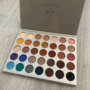 Jaclyn hill palette - morphe